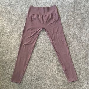 Alphalete Amplify Legging